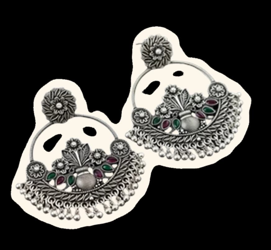 Oxidised Kundan chandbalis